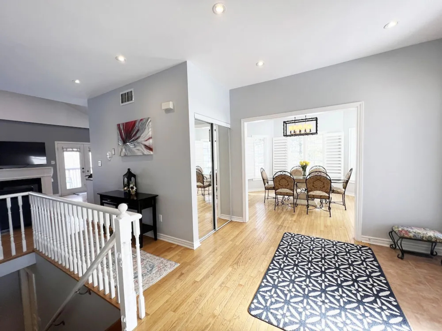 Vacation home beside the trails and Park