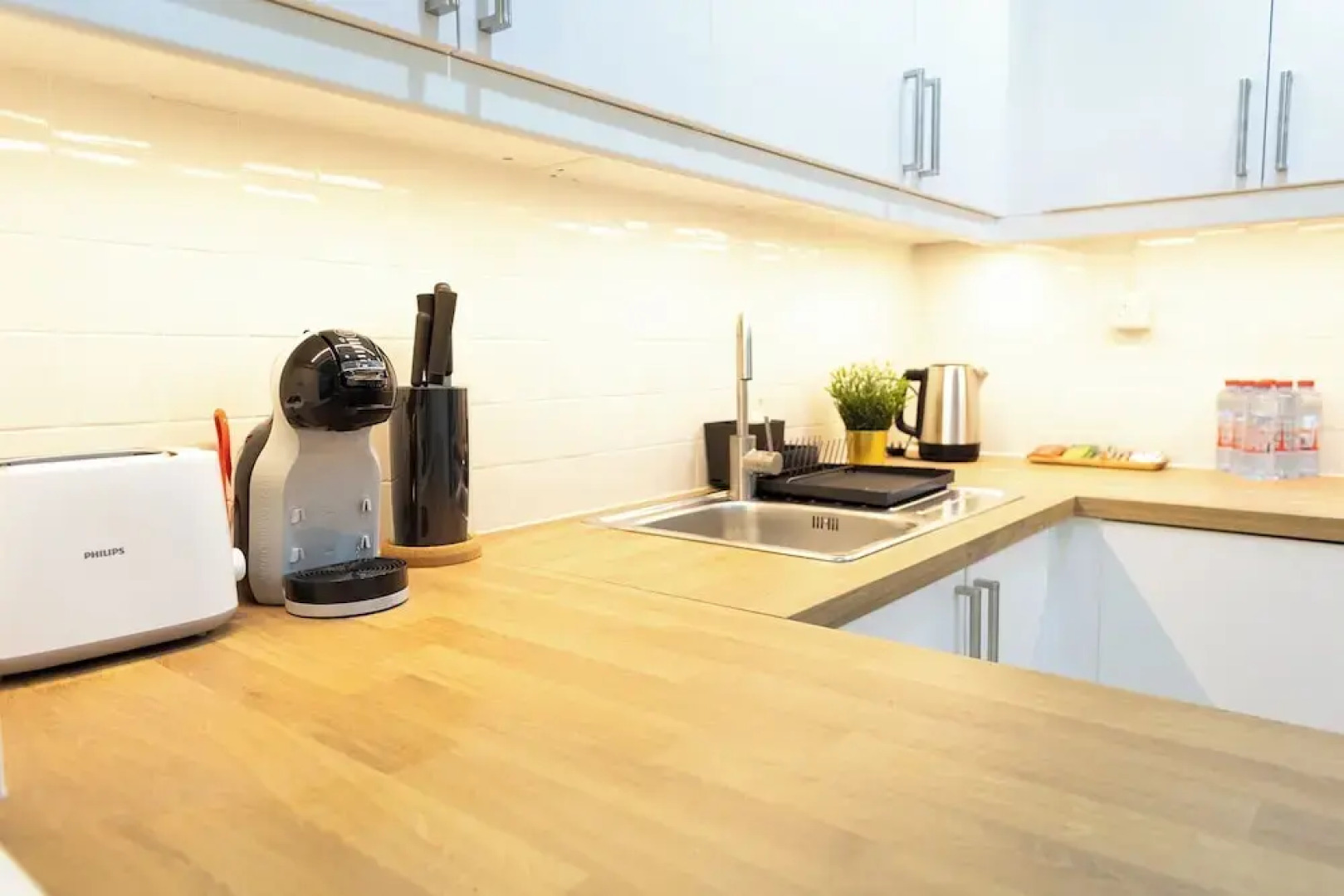 HAPPY SEASON | JBR Apartments