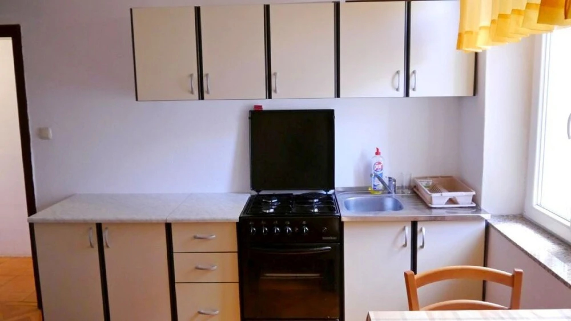 Cosy 1 bedroom apartment with sea view