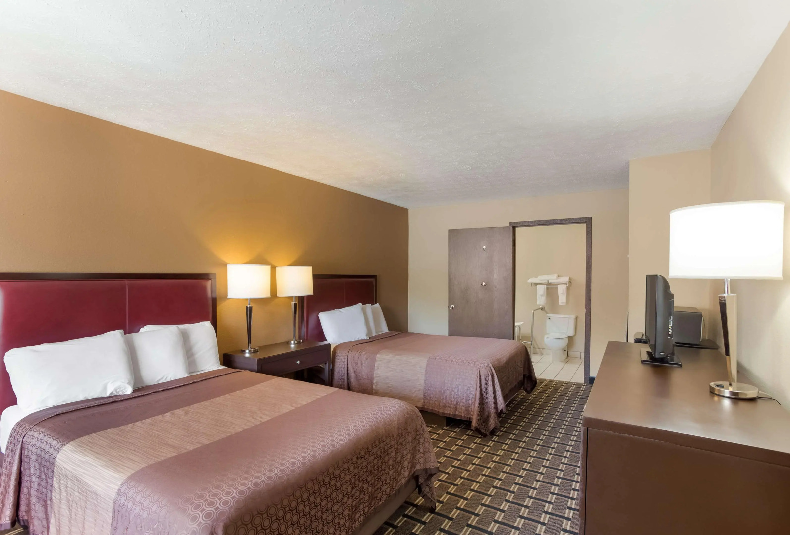 SureStay Hotel by Best Western Summersville