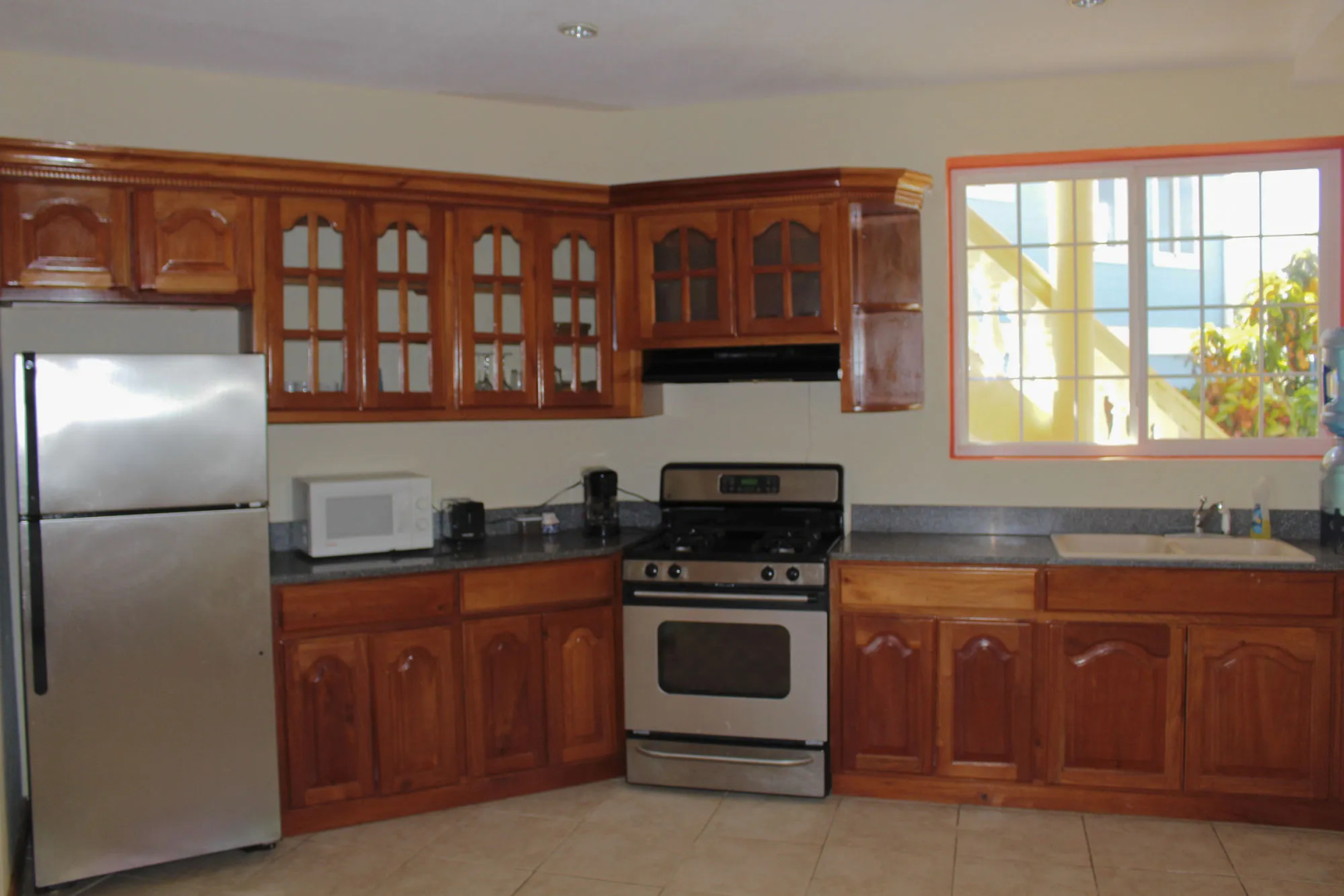 Parrot Cove Lodge