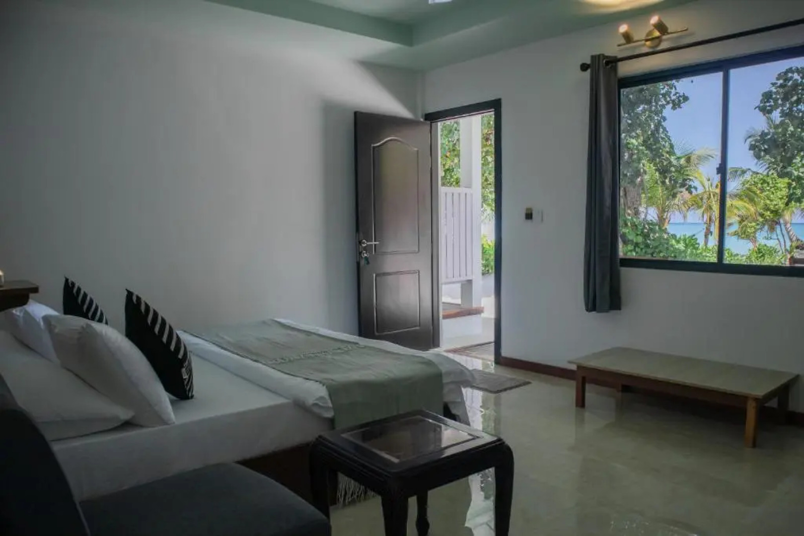 Clouds Beach Retreat Laamu