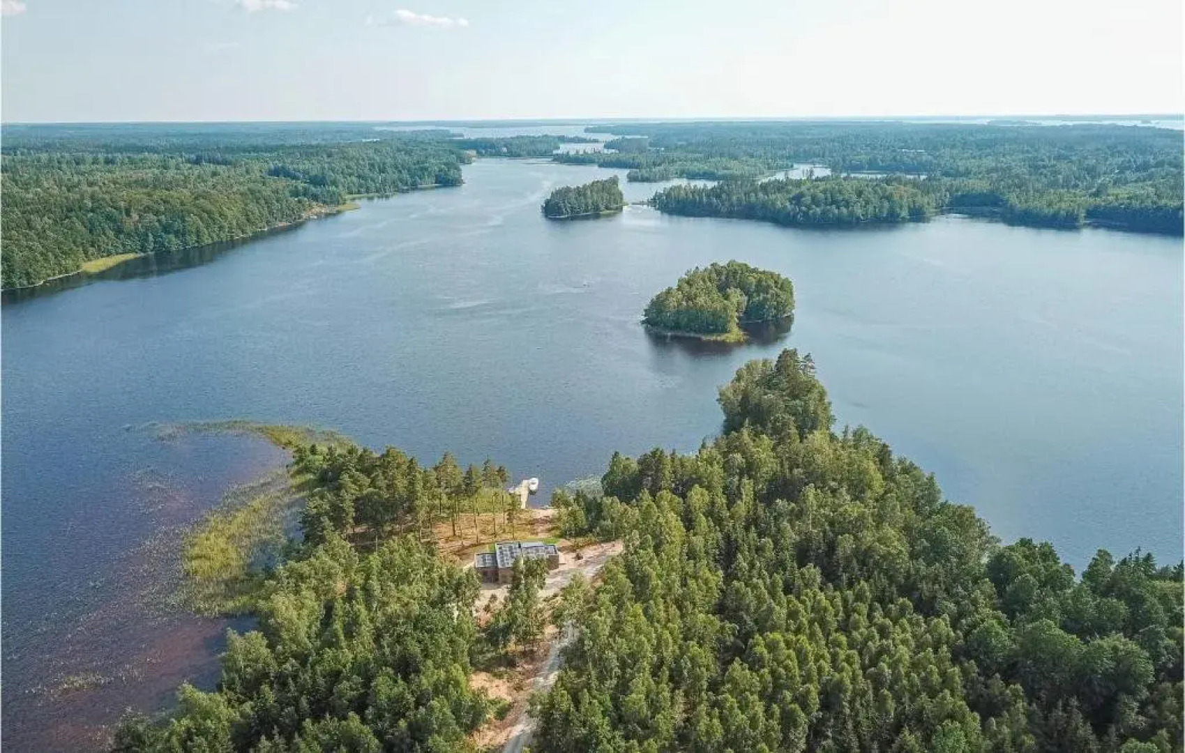 Beautiful Home in Bolmsö With 3 Bedrooms, Sauna and Wifi