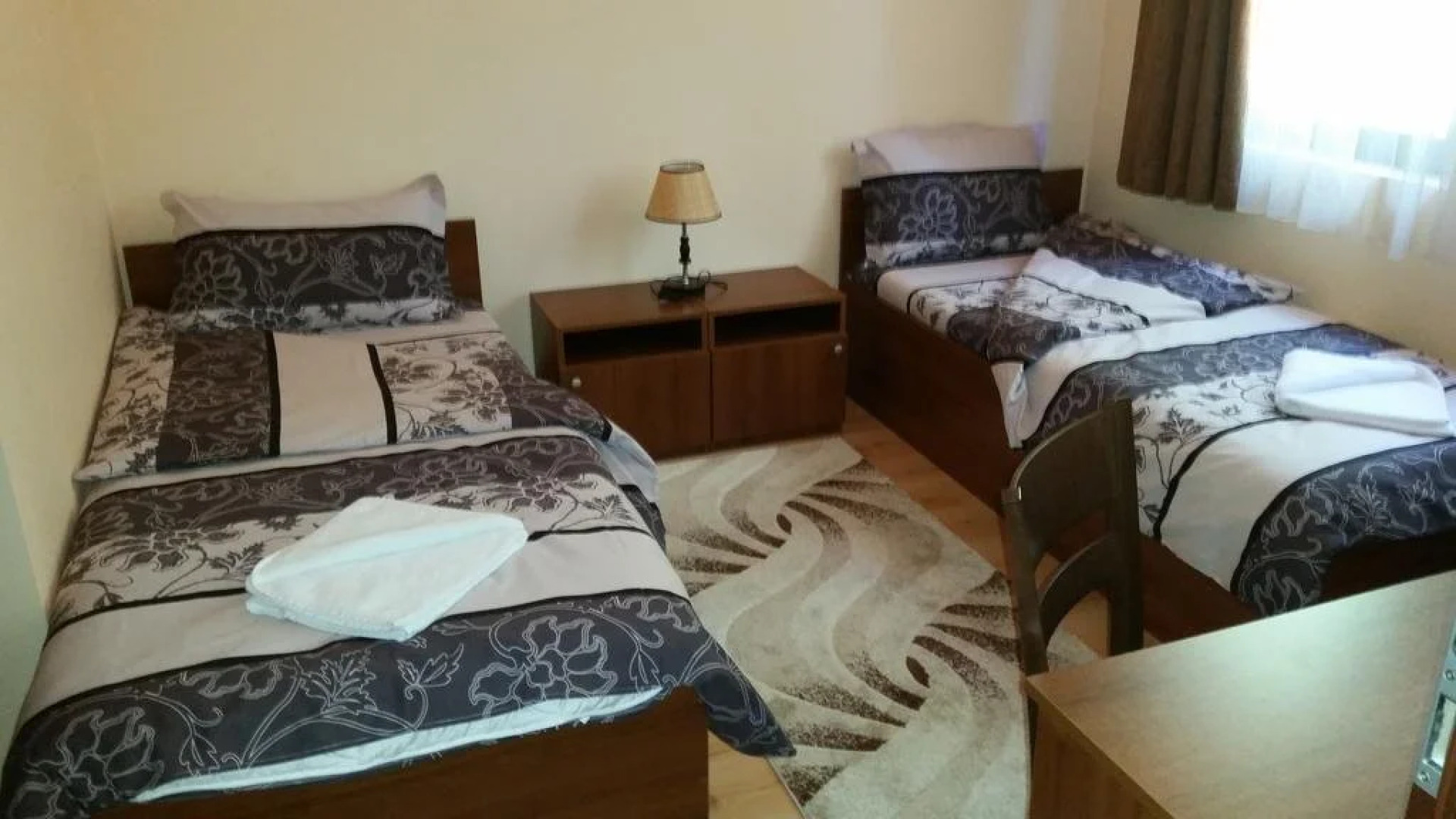 Semeen Hotel Han Dyavolski Vodi