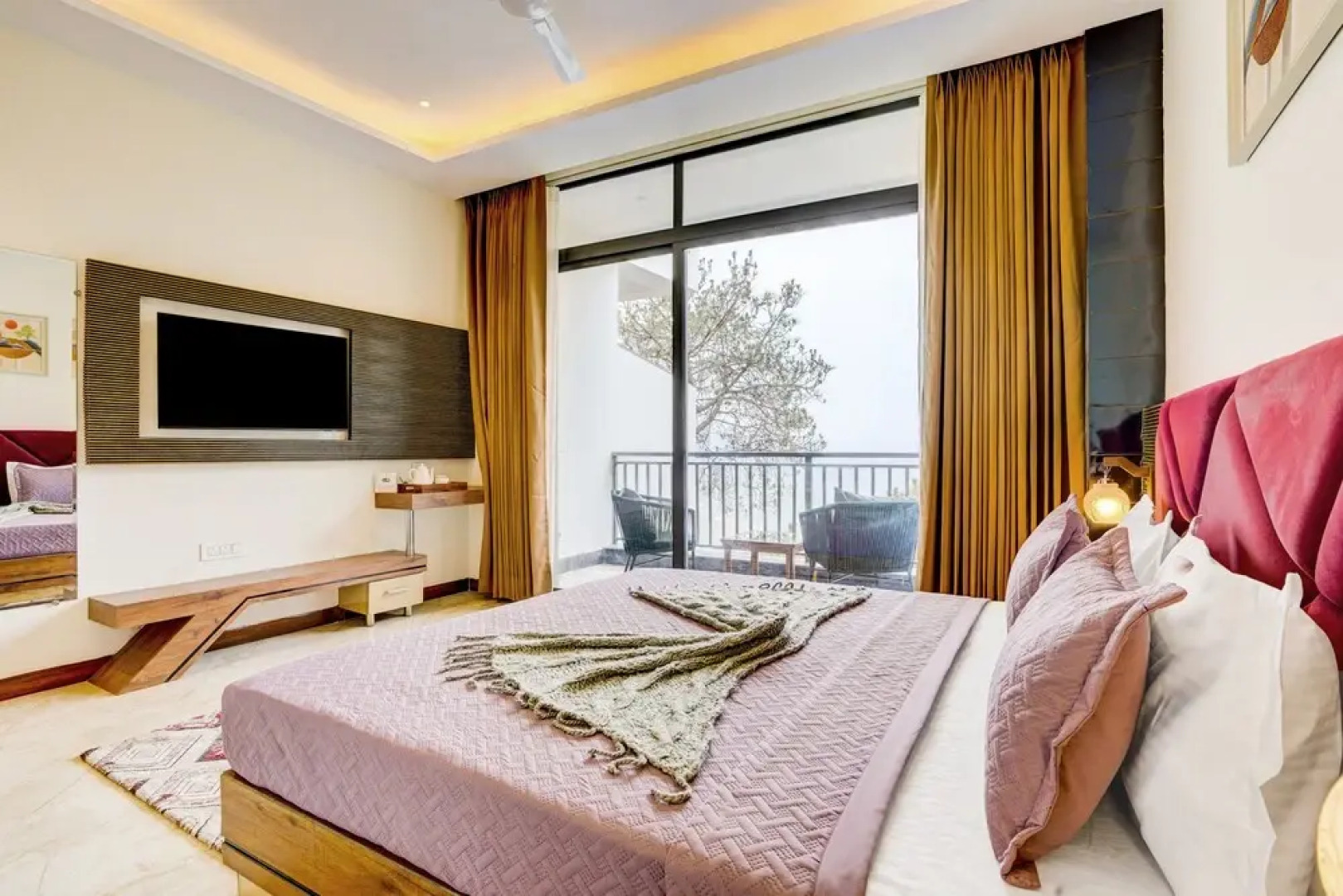 Alaya Stays Serene Woods Hotel Near Mall Road