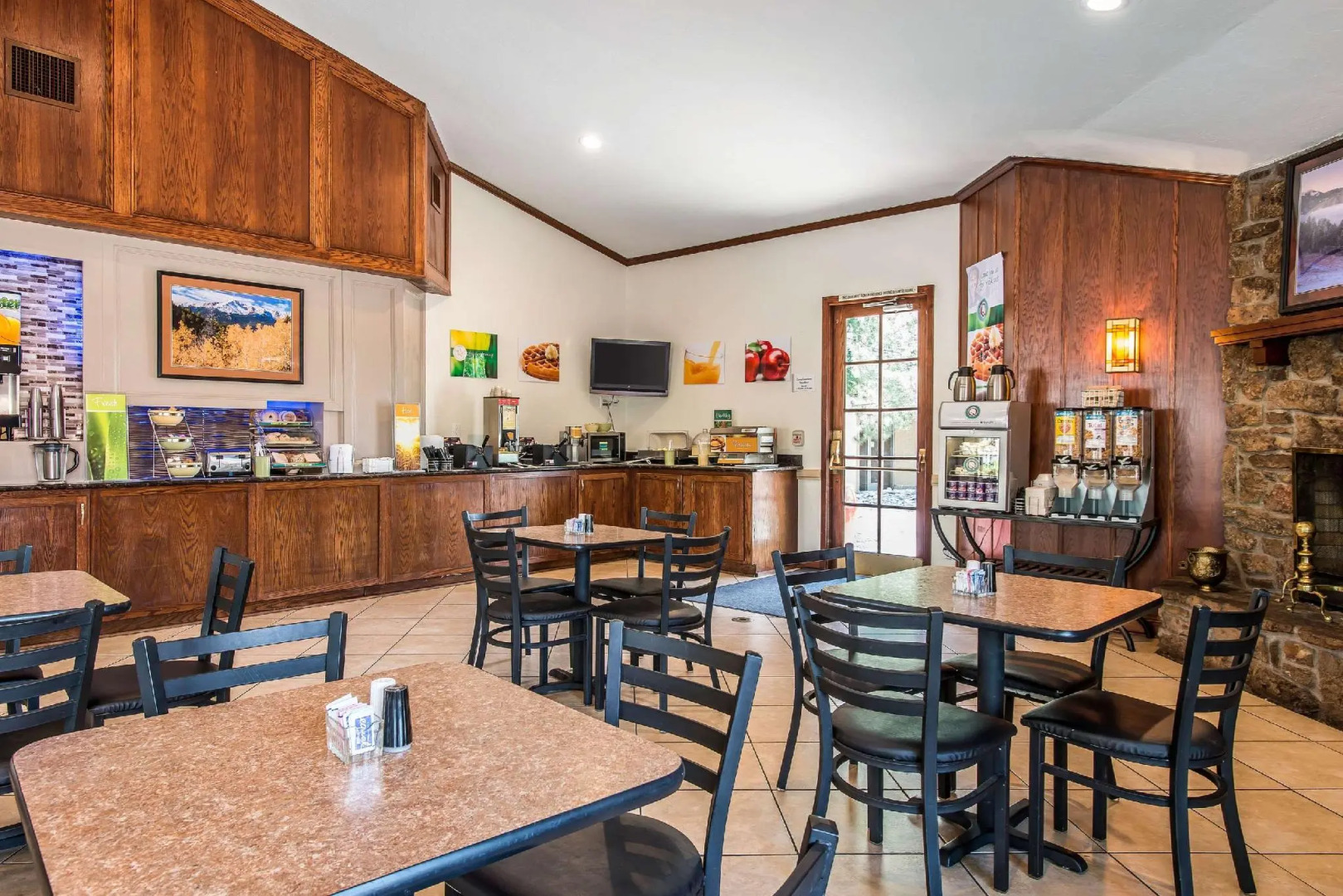 Quality Inn and Suites Garden of the Gods