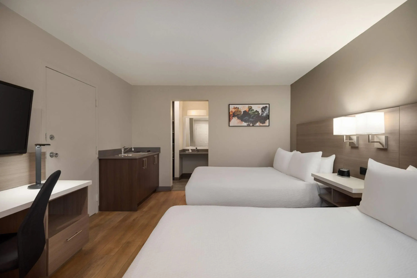 Days Inn by Wyndham Kelowna