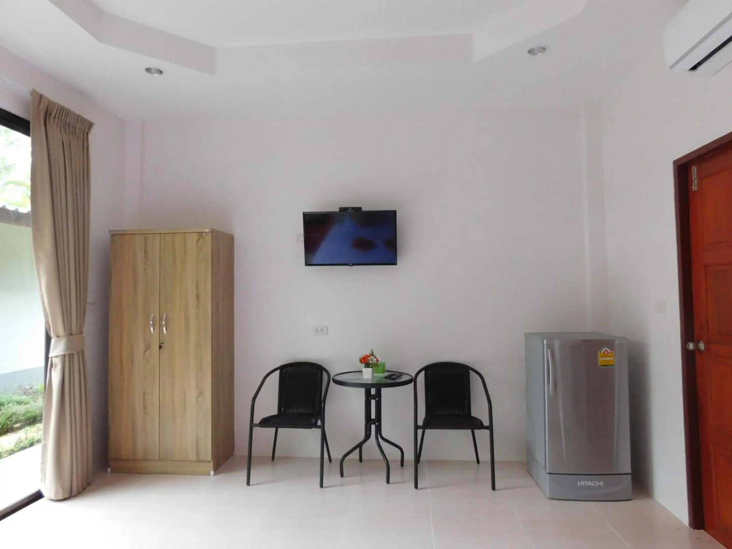 Phuket Sirinapha Resort