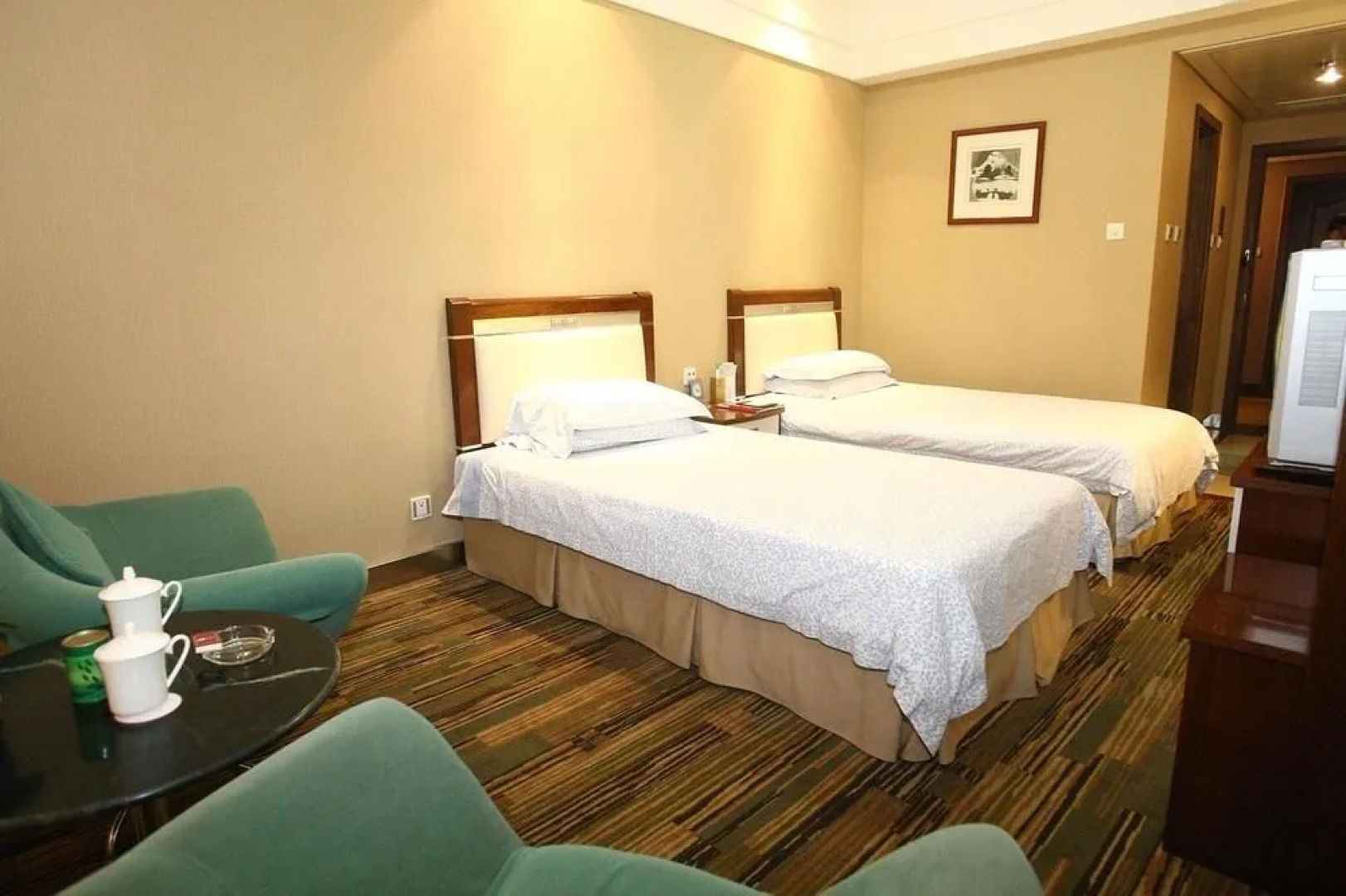 Thank Inn Shandong Jinan Lixia District Jingshi Road Qianfoshan Hospital