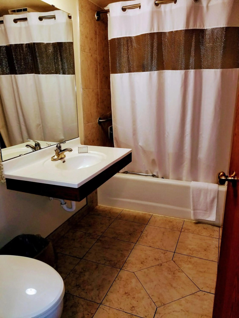 The Round Barn Lodge