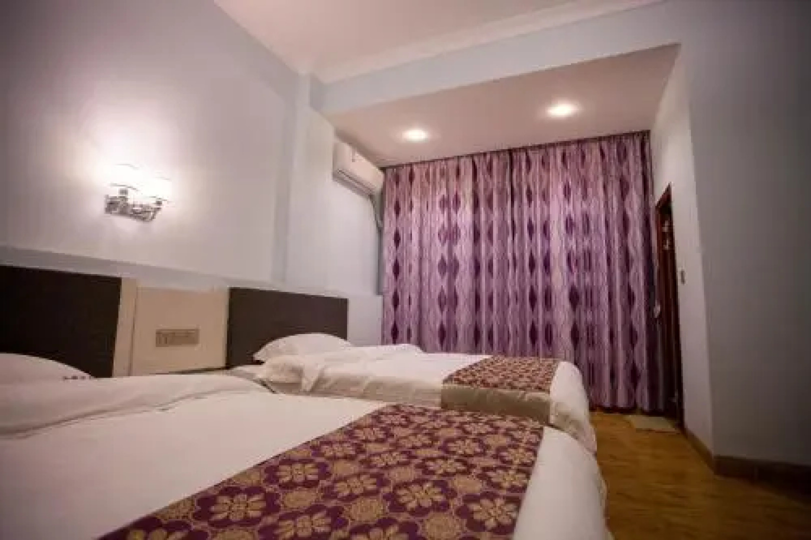 Danxia Mountain Danxia Story Inn