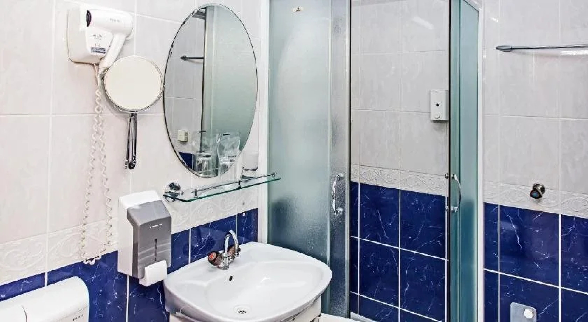 The Regent Club Hotel