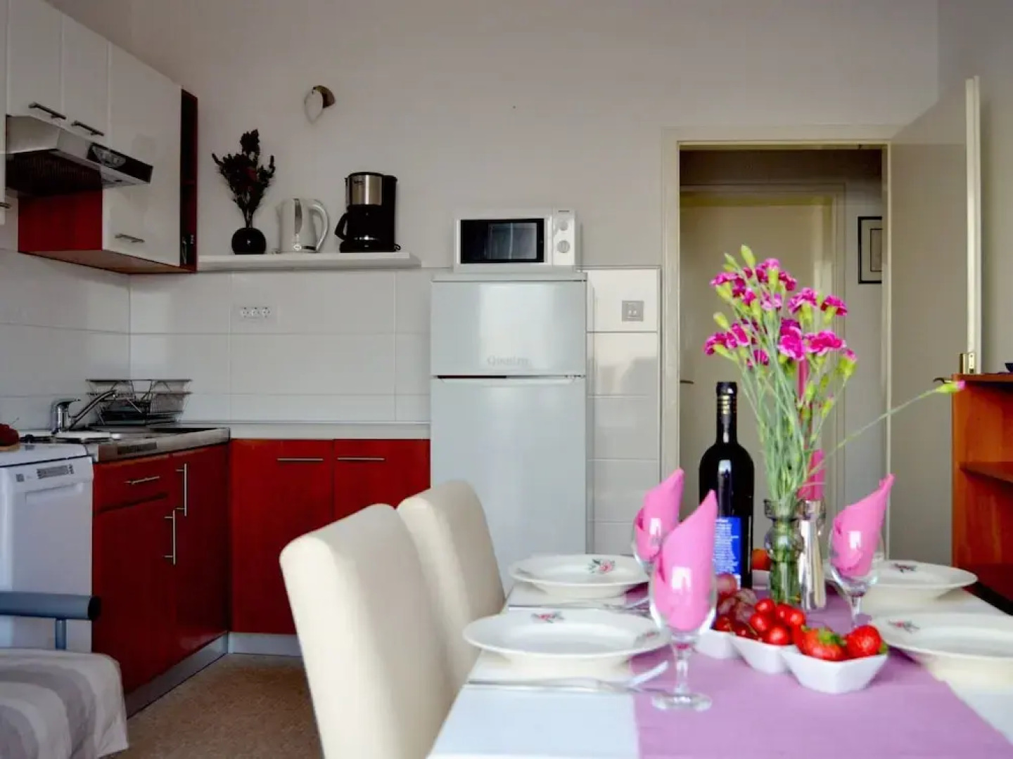 Apartments Lina - Three Bedroom Apartment With Two Balconies and Sea View