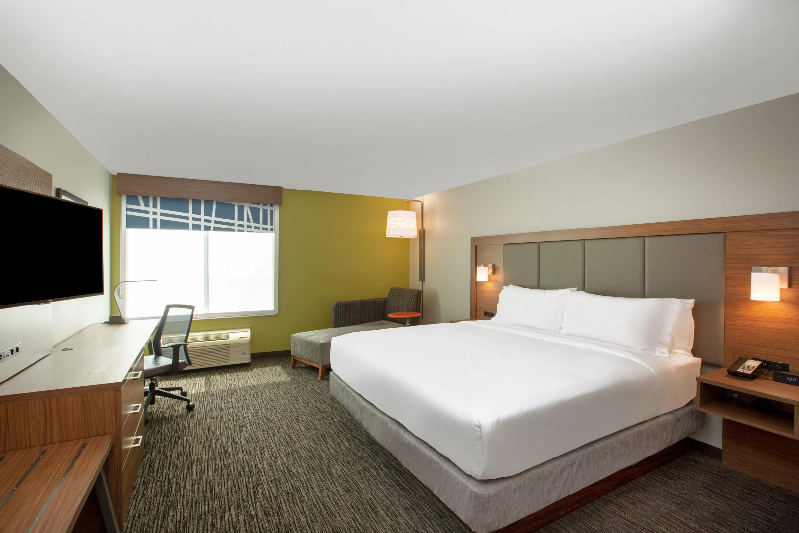 Holiday Inn Express Hotel & Suites Columbus by IHG