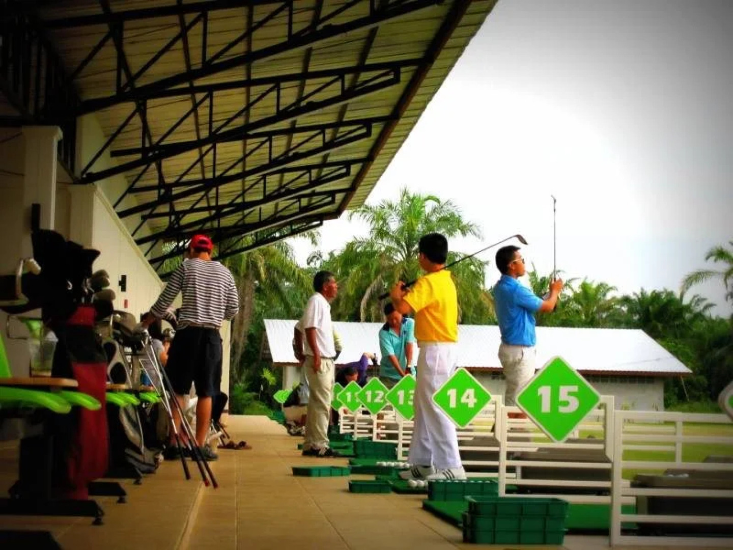 Palm Driving Range & Resort