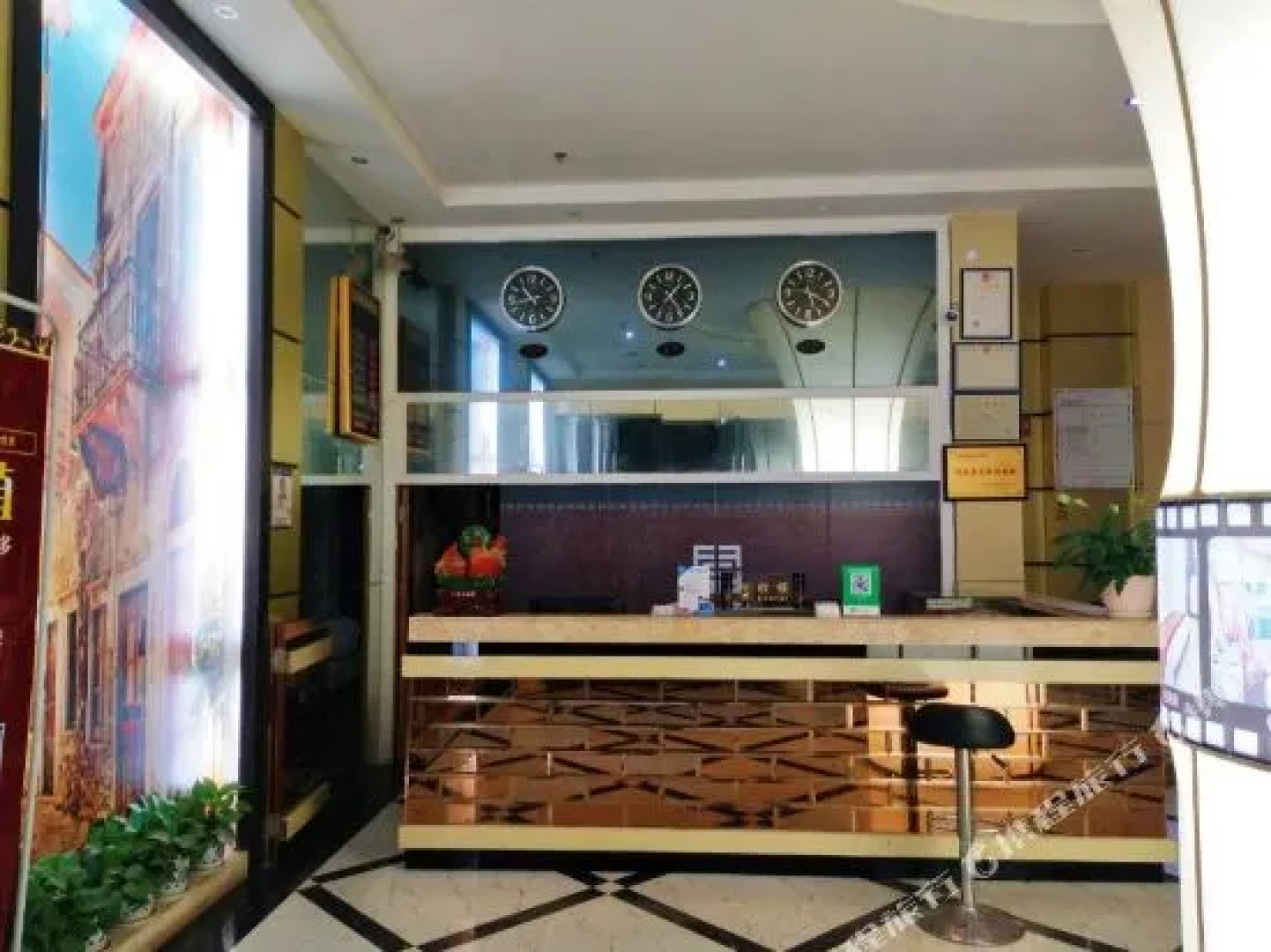 Dongfu Fashion Hotel