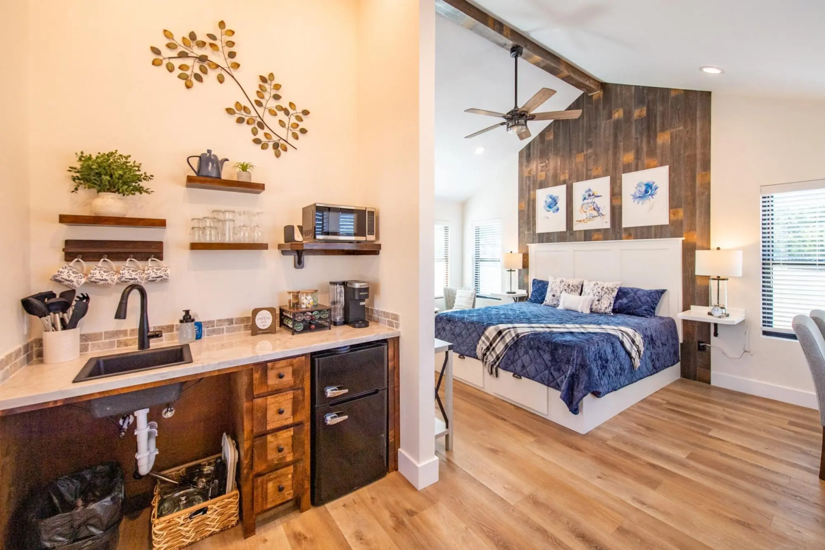 The Kingfisher Cabin 15min to Magnolia Baylor