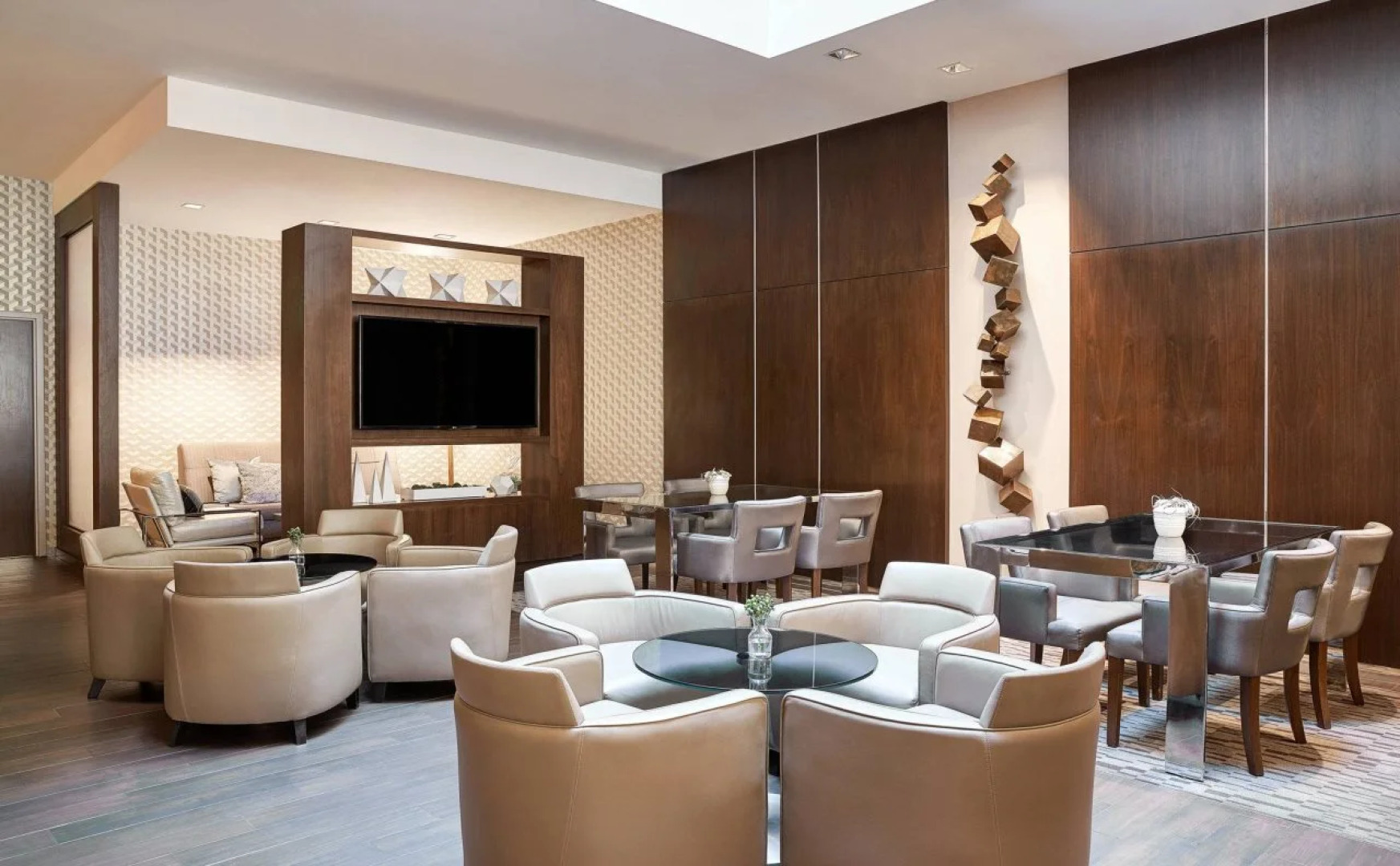 AC Hotel by Marriott New Orleans French Quarter