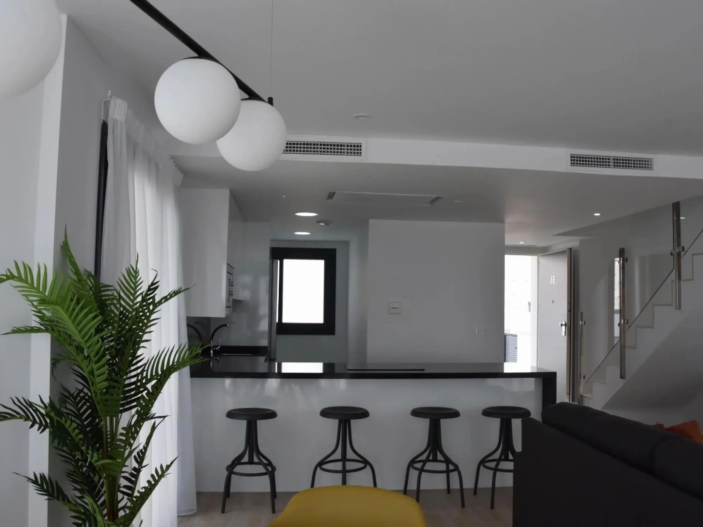 Modern holiday home in Finestrat with sea views