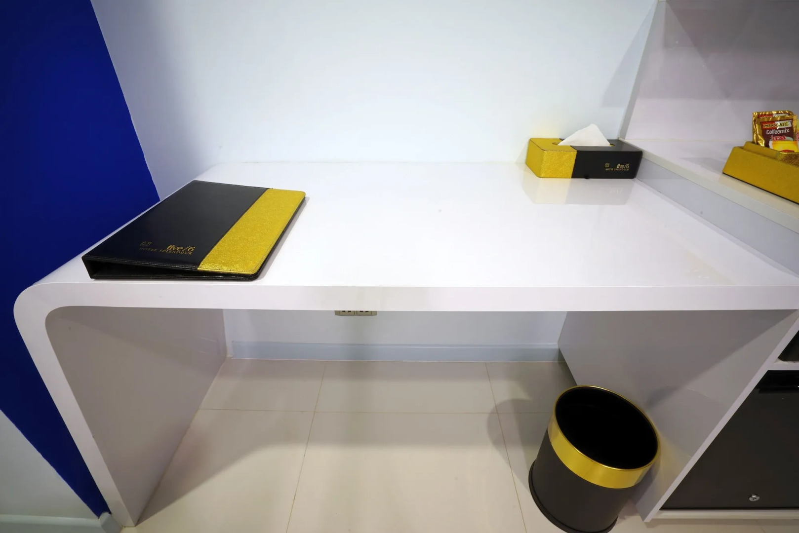 five6 Hotel Splendour