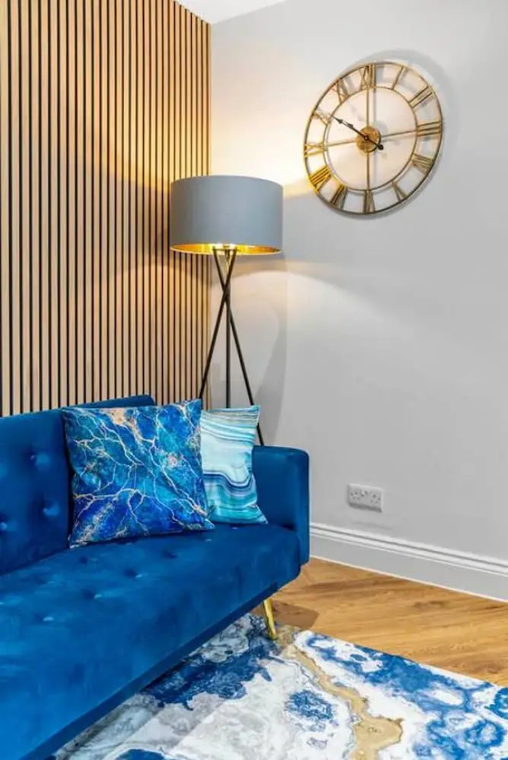 Stylish 4 Bed-town Centre