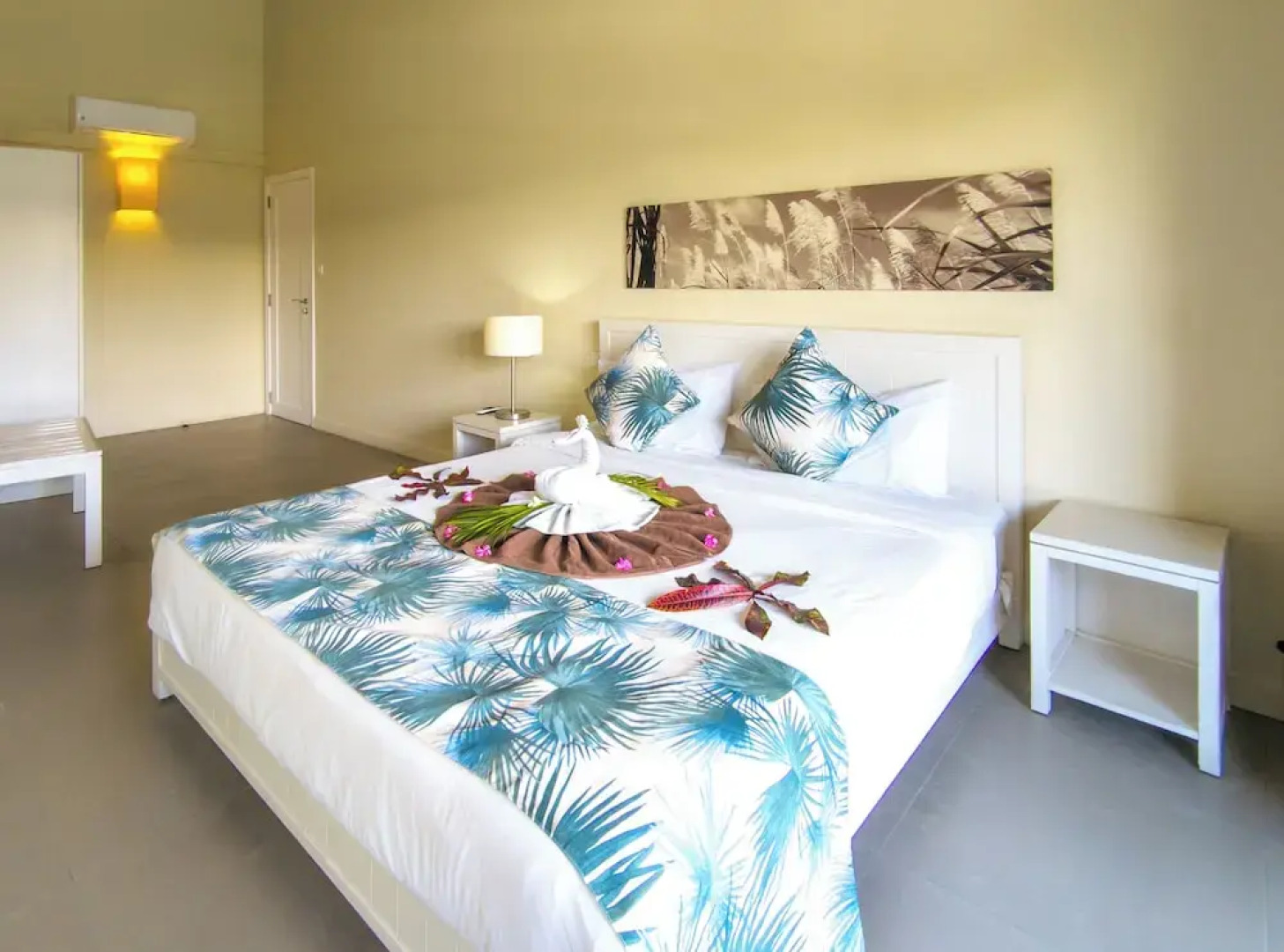 Be Cosy Apart Hotel with LOV