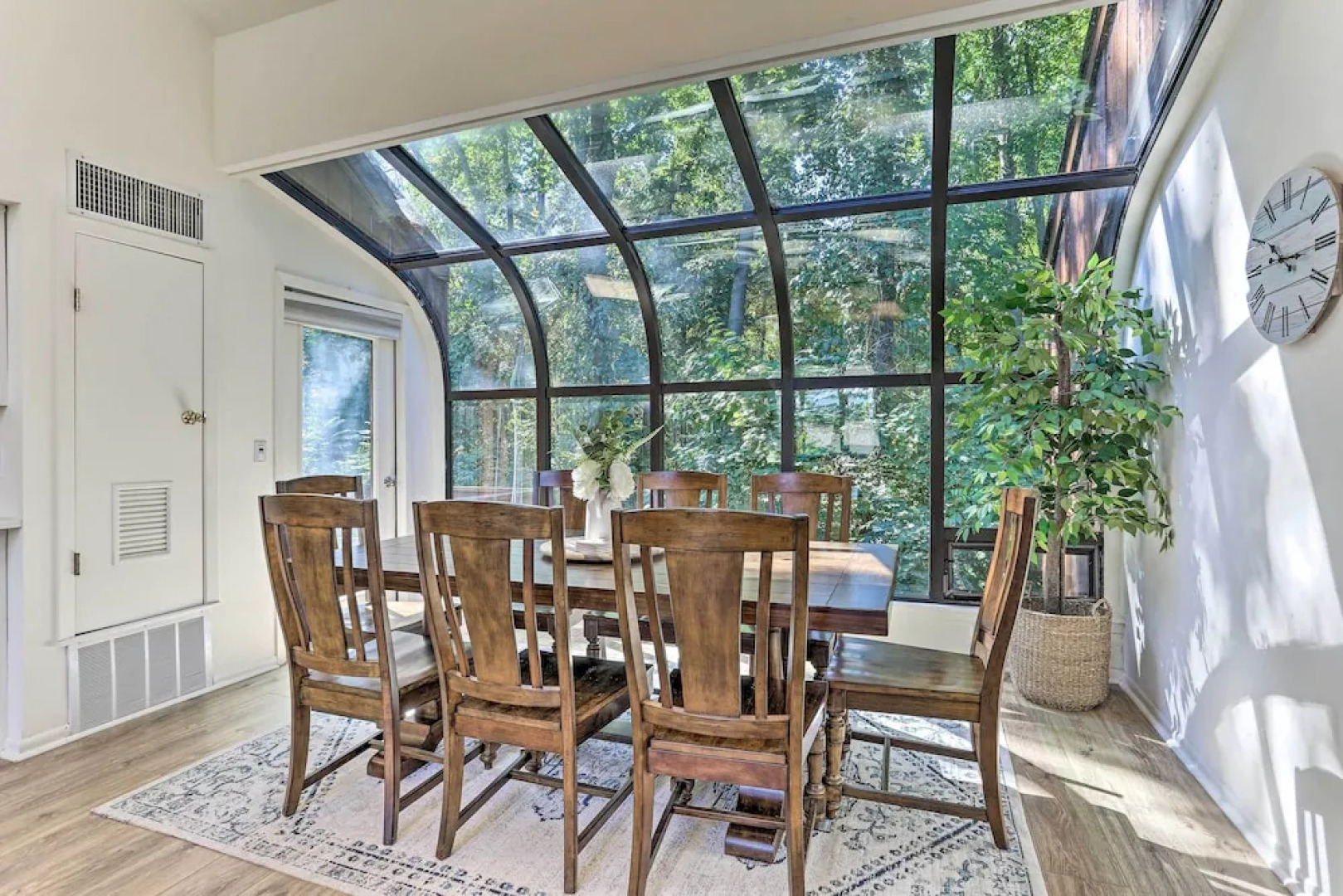 Gorgeous Vernon Township Condo w/ Balcony!