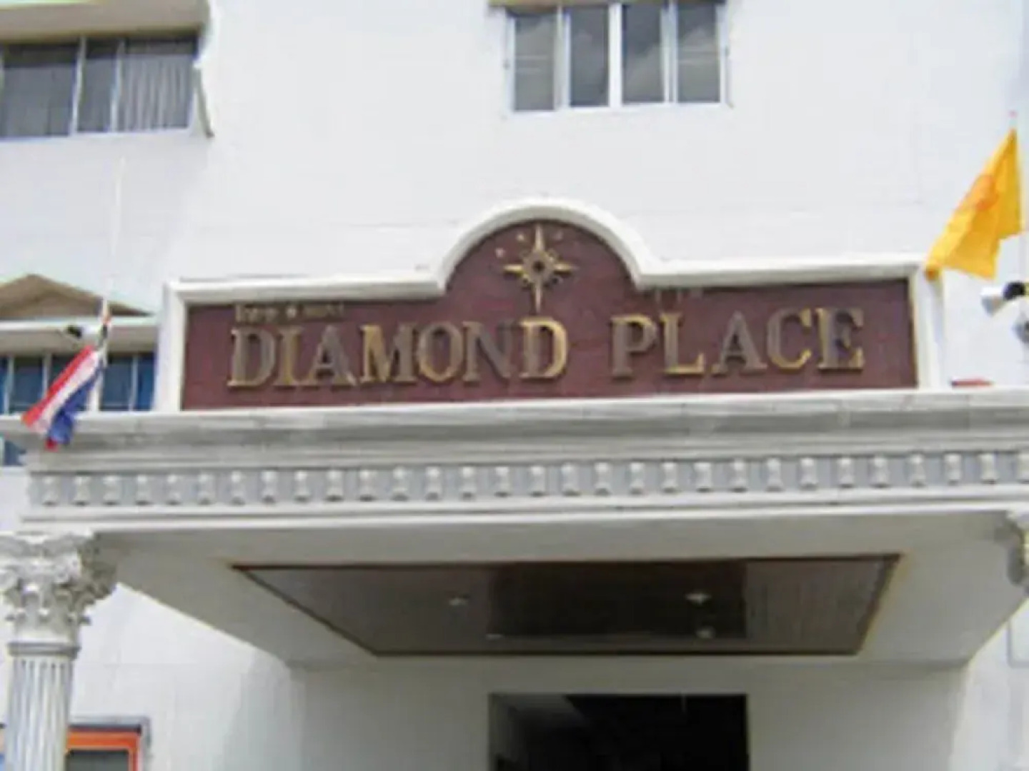 OYO 247 Diamond Place