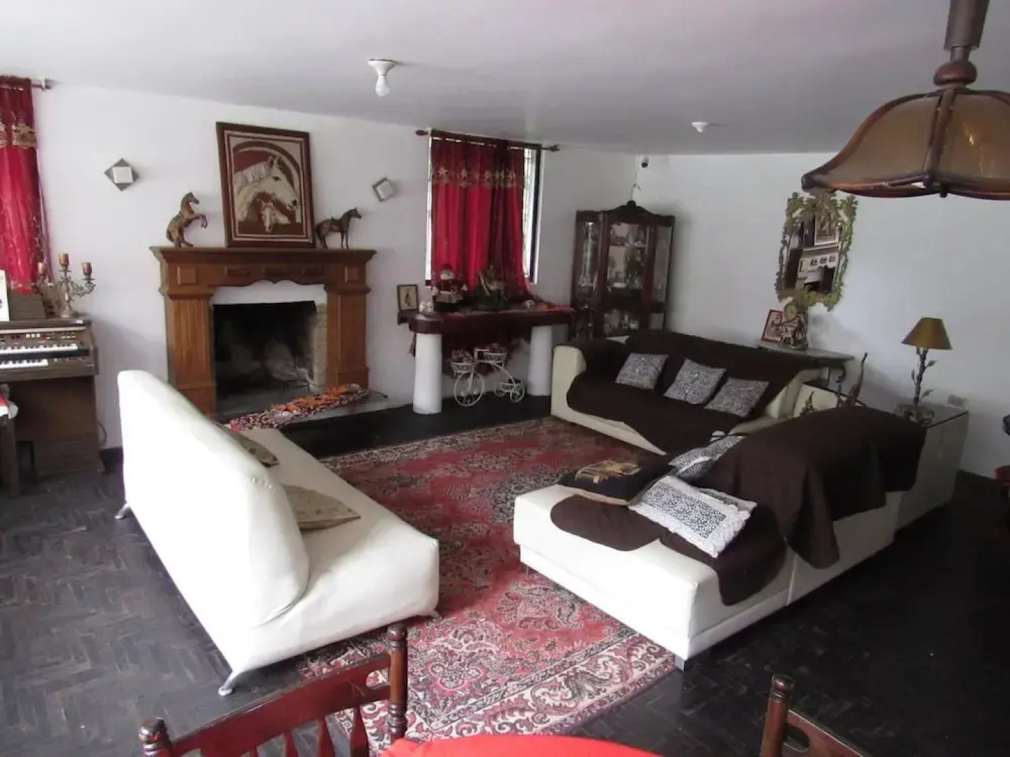 Maria Adelaida Hostal