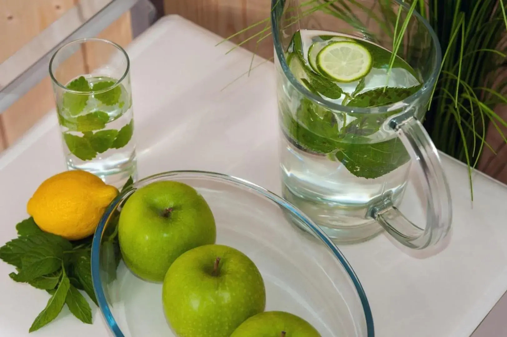 Luxury Beachfront Villa Trogir 2 with private pool, jacuzzi and gym at the beach on Ciovo - Okrug Gornji