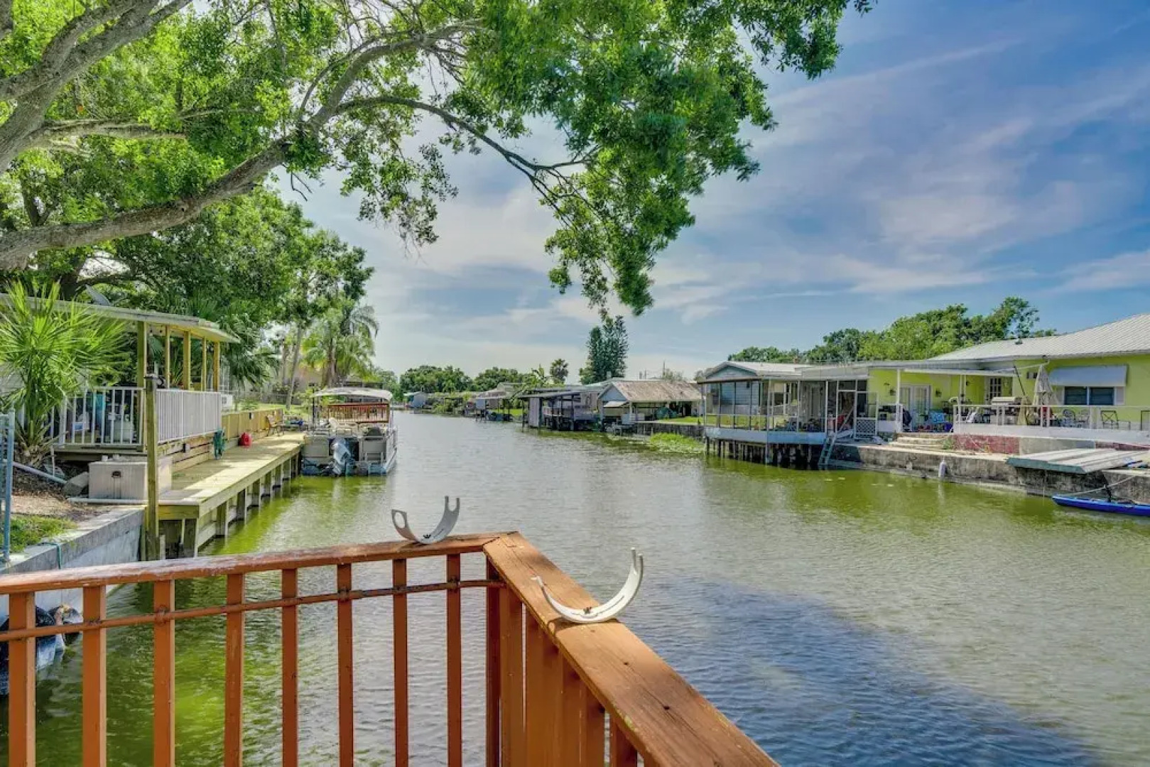 Waterfront Okeechobee Getaway w/ Backyard Dock!