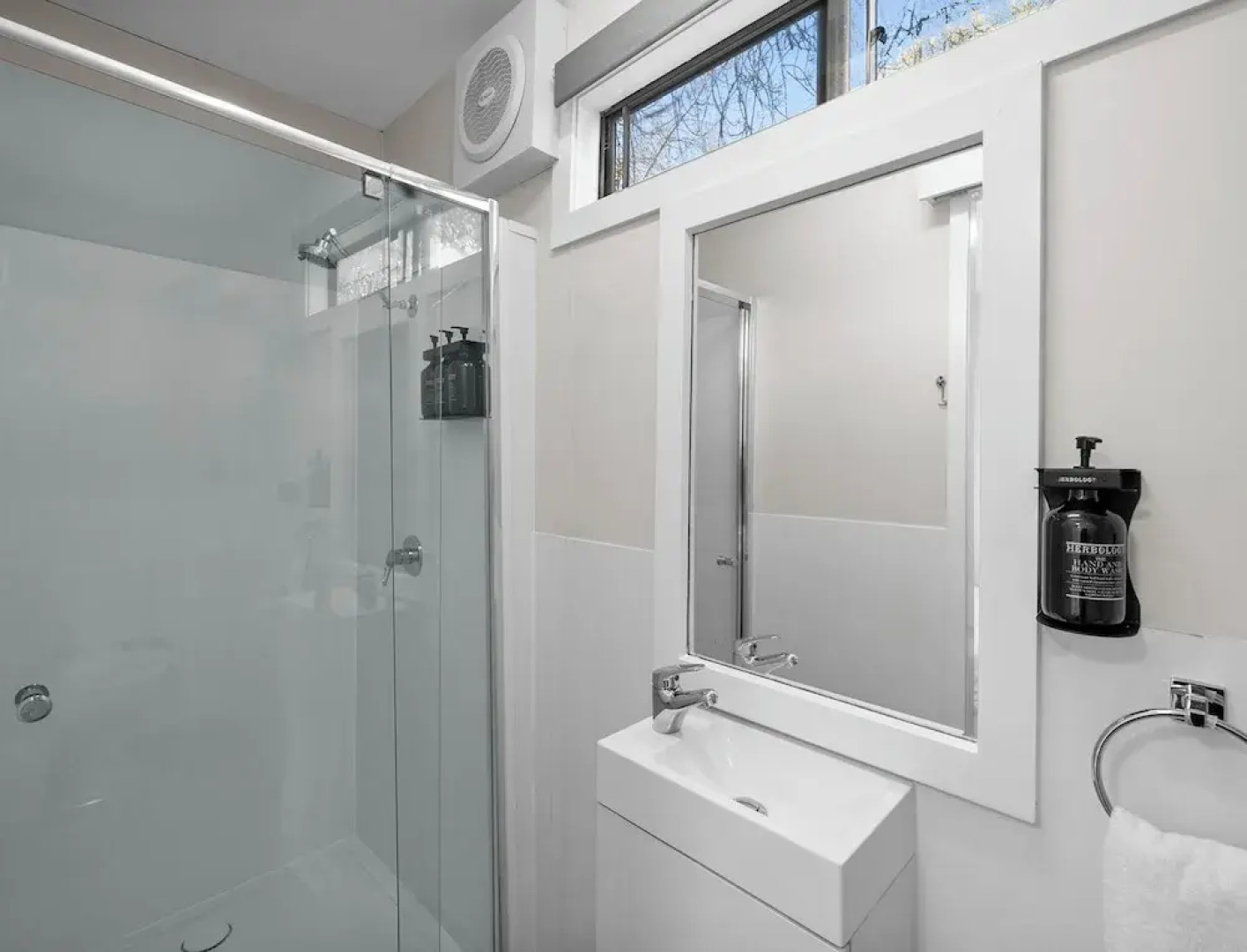 Shepparton Holiday Park and Village