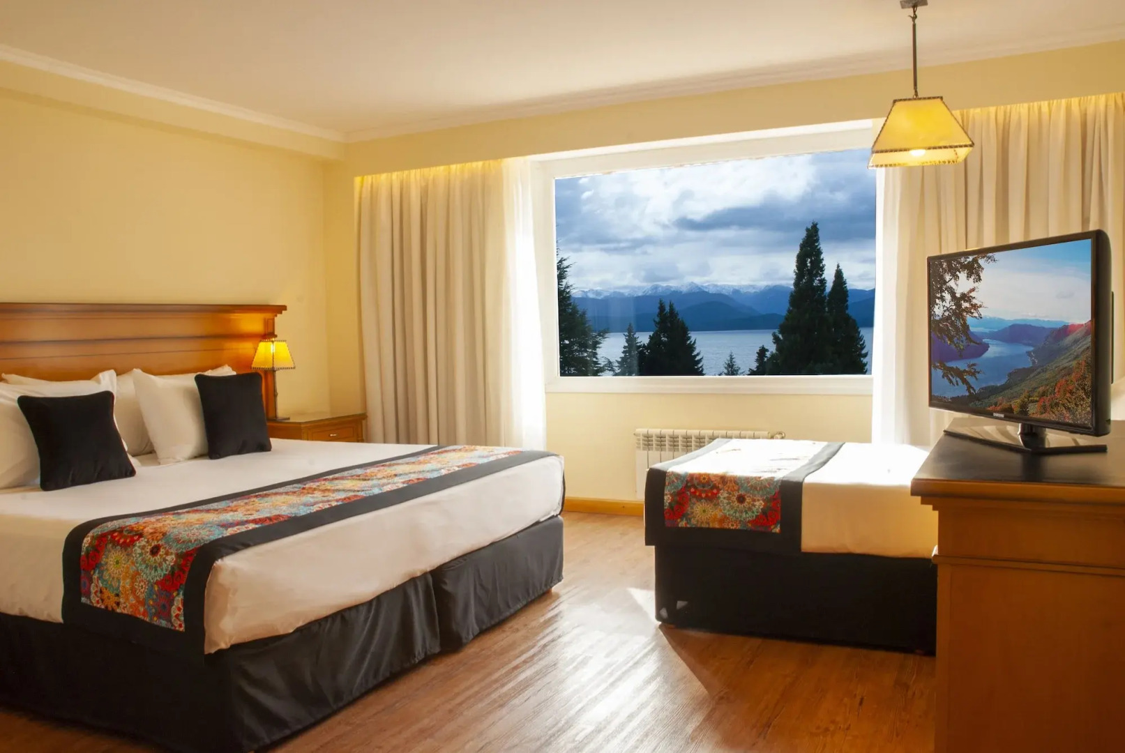 Huinid Bustillo Hotel & Spa