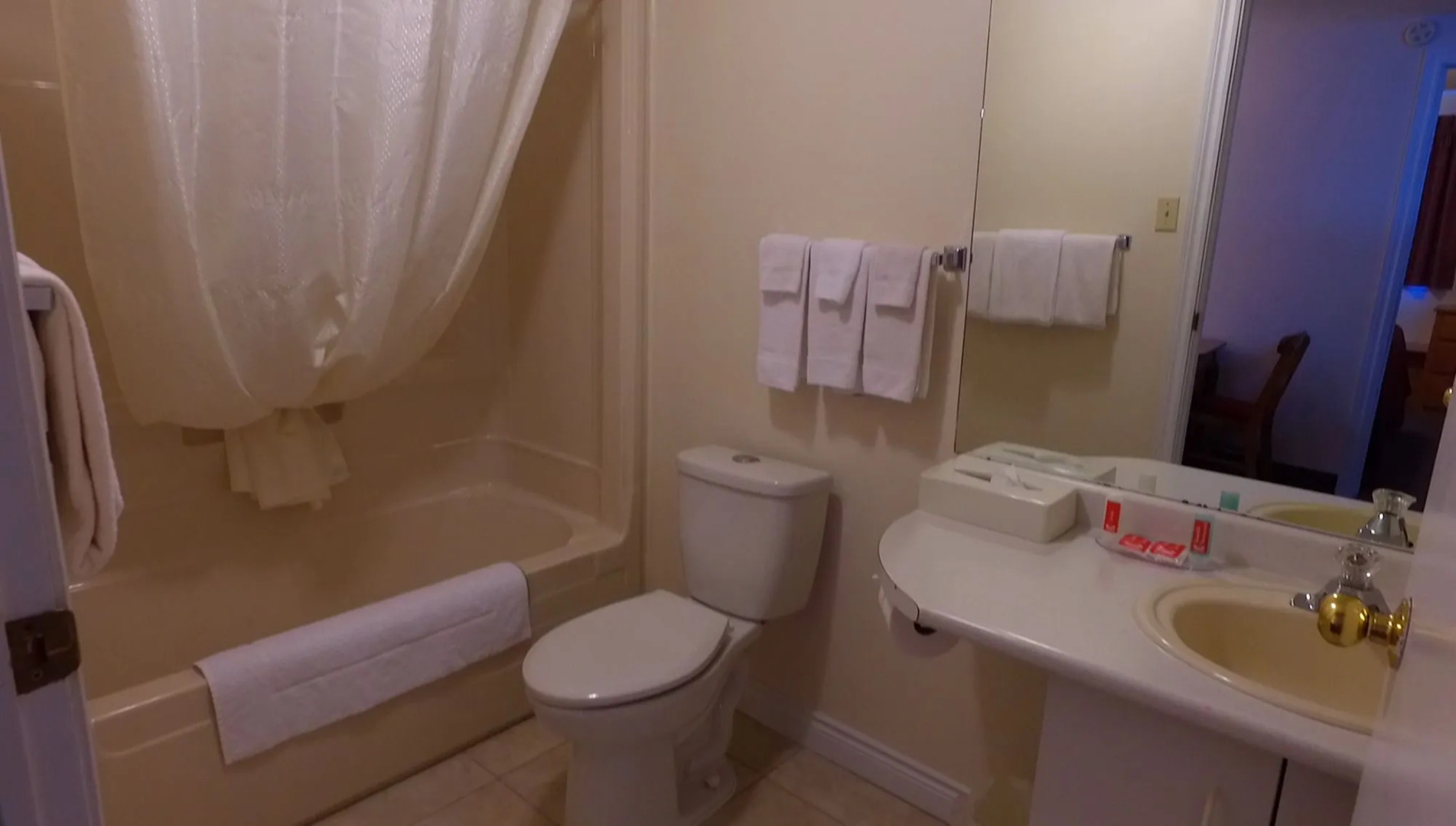 Econo Lodge & Suites Saint John