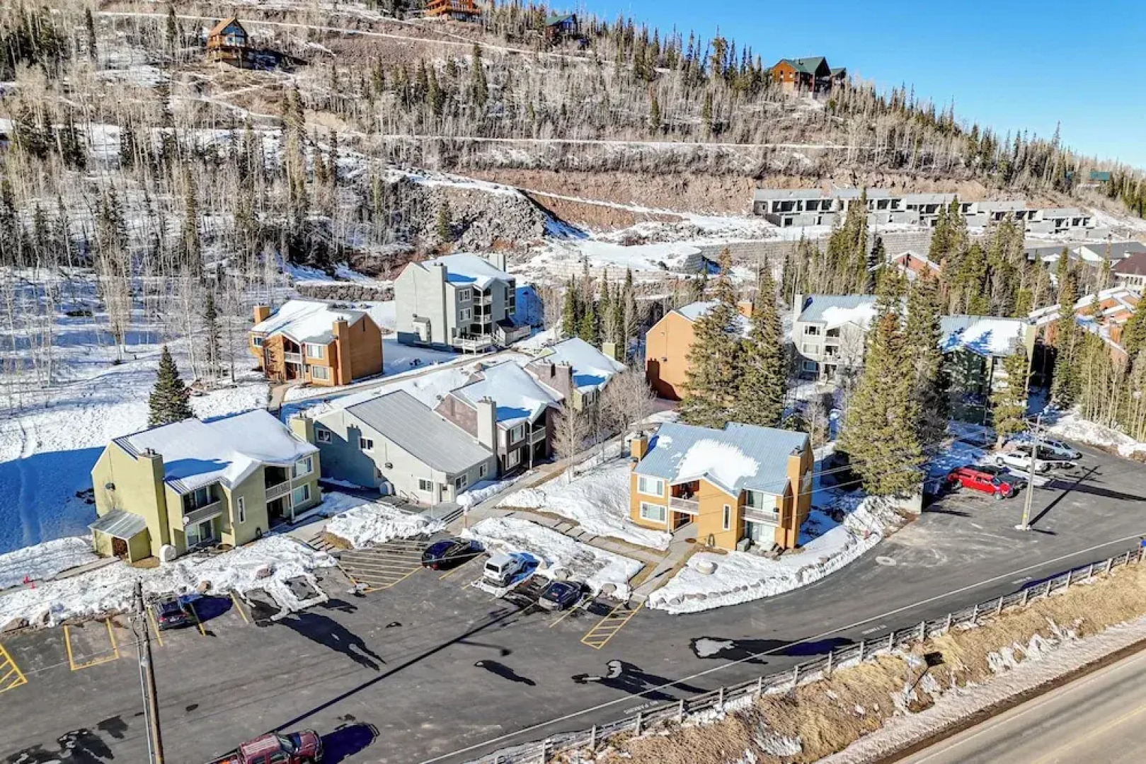 Walk to Giant Steps: Mtn Retreat w/ Hot Tub Access