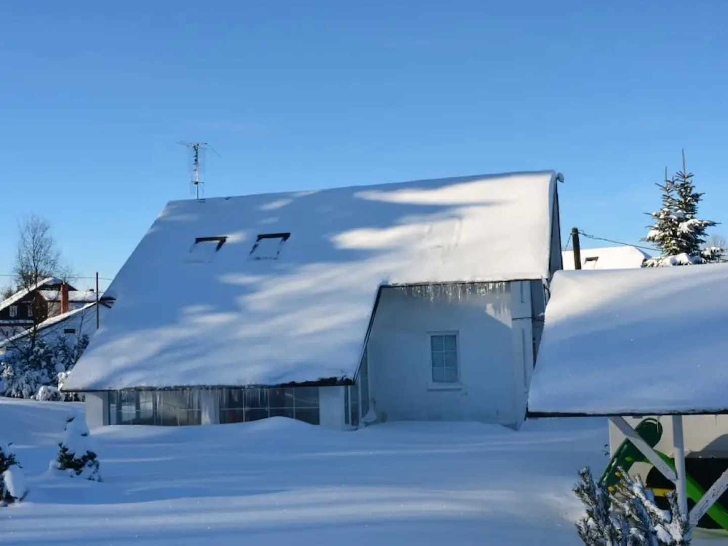 Serene Holiday Home With Private Garden, Whirlpool, Terrace