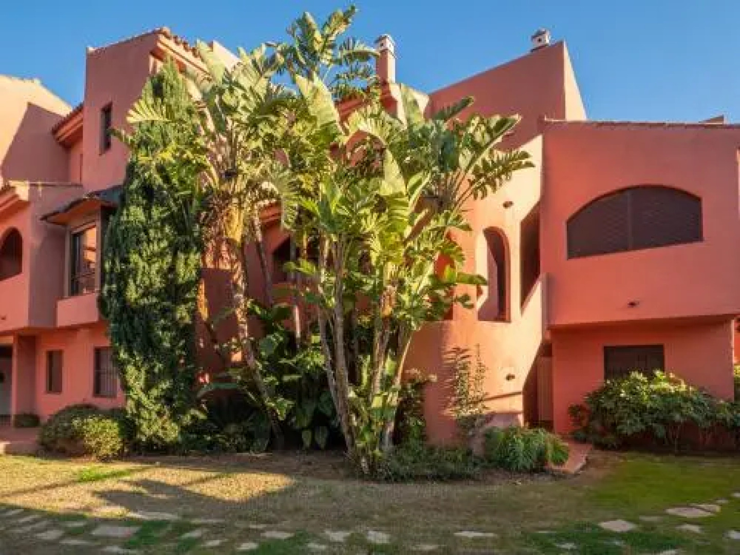 2043-Apt with huge terrace and seaview