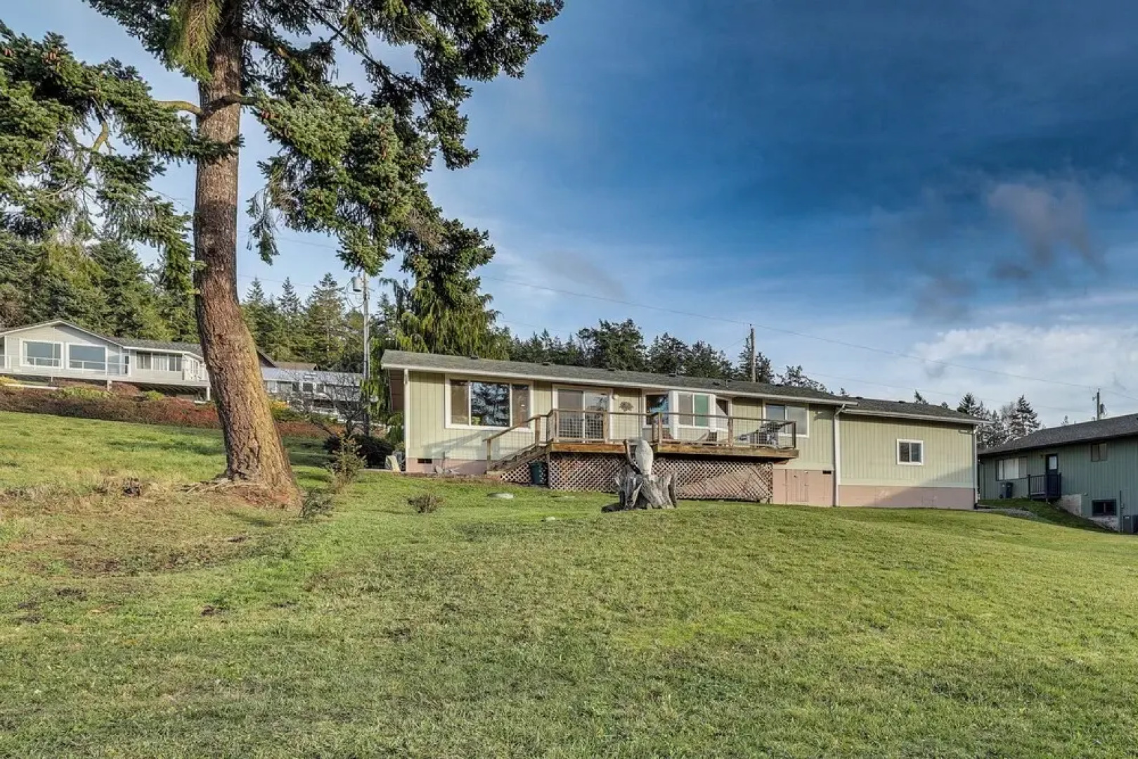 Port Townsend Escape w/ Deck, Bay & Mountain Views