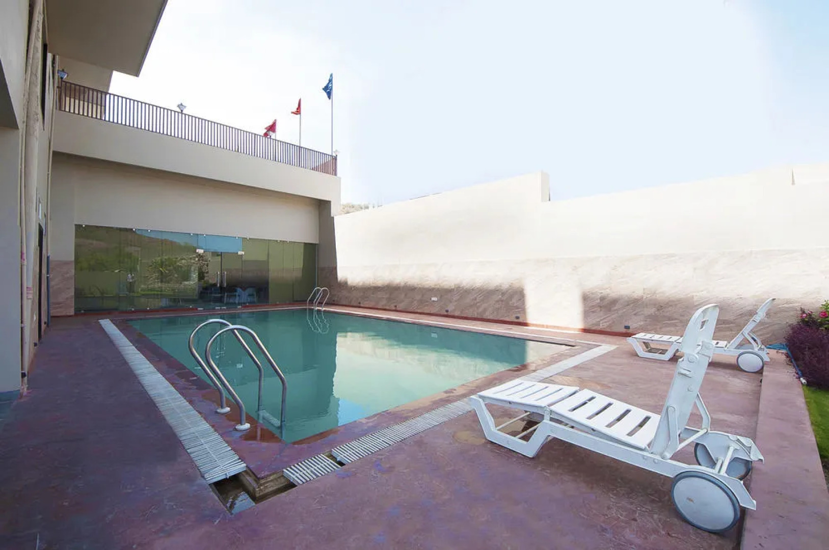 Hotel Presidency Blu Udaipur