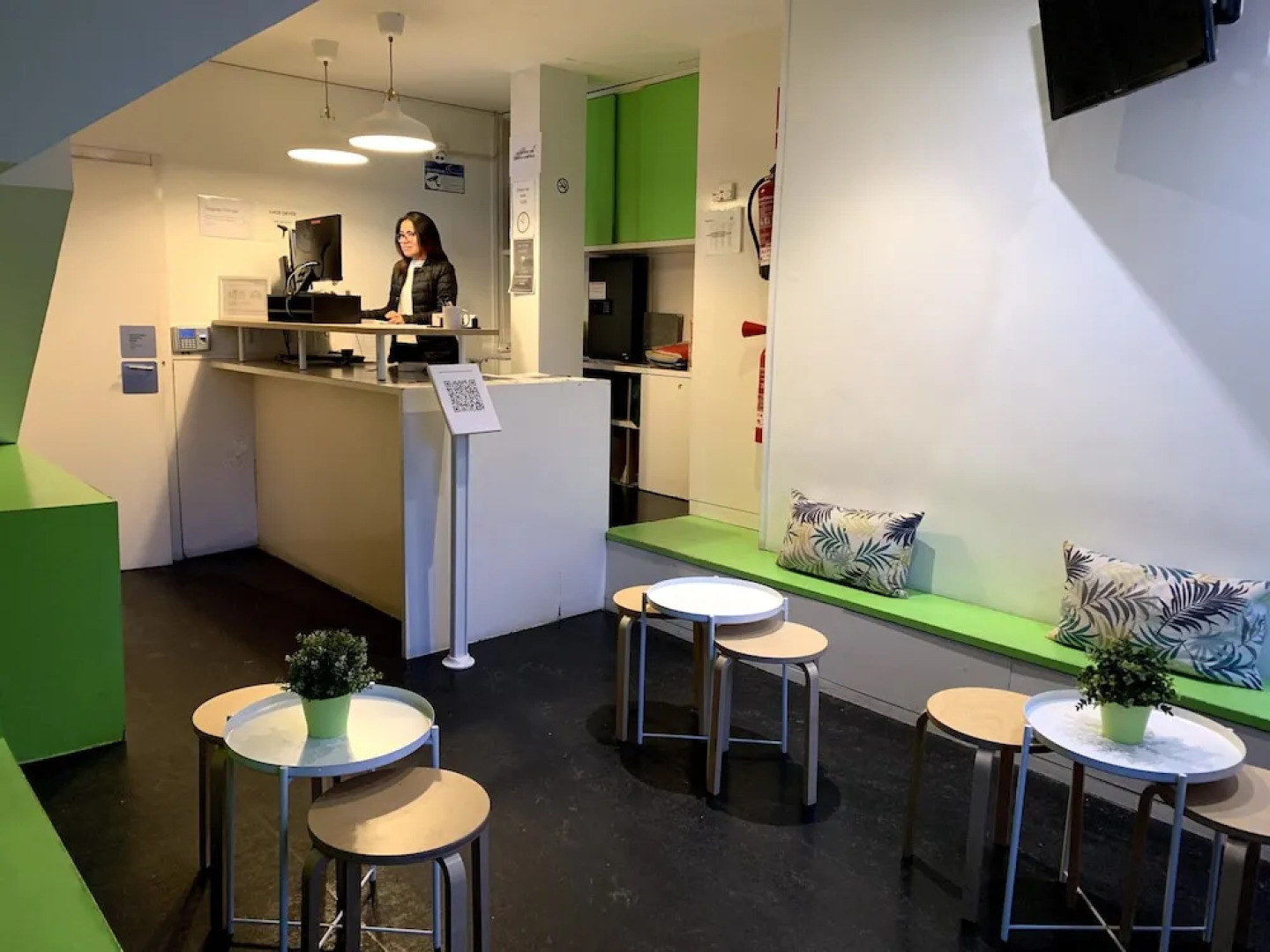 Central and Basic Universitat