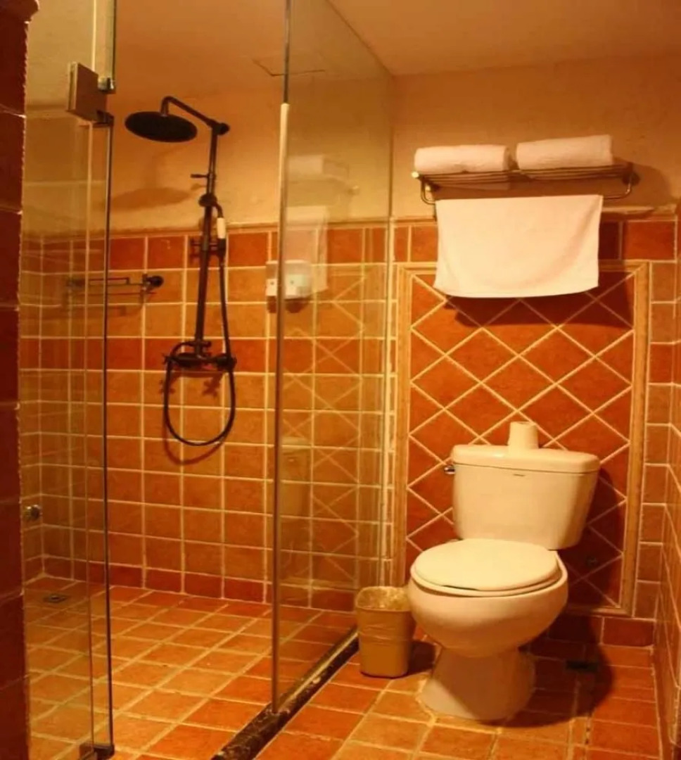 Haikou Yelin Tinghai Hotel (Haikou Bay)