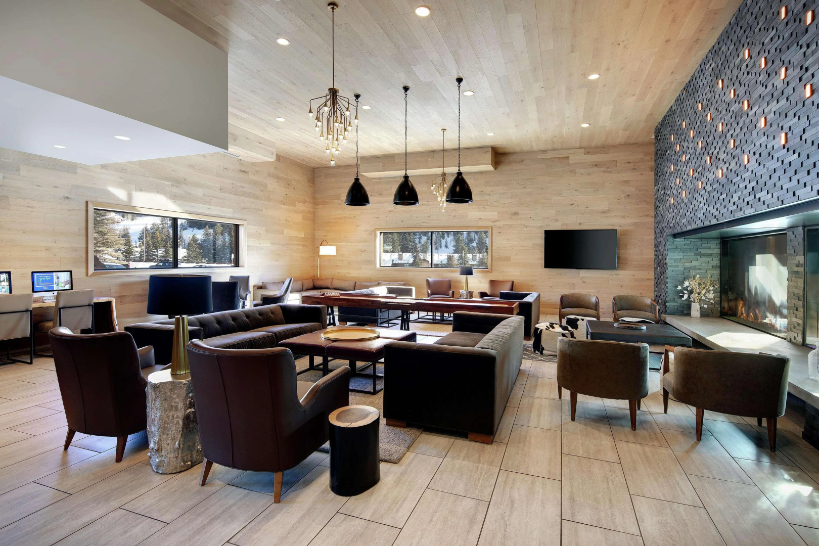Highline Vail — a DoubleTree by Hilton