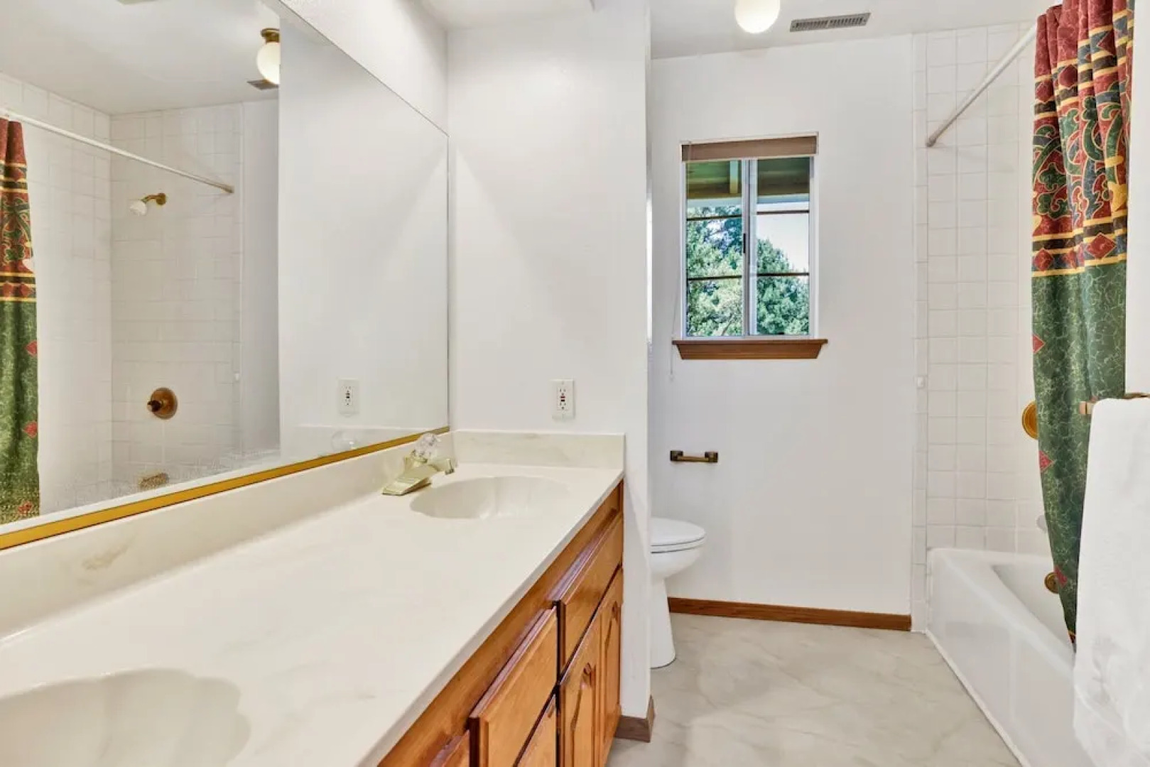 Chateau DE BIG Bear #2328