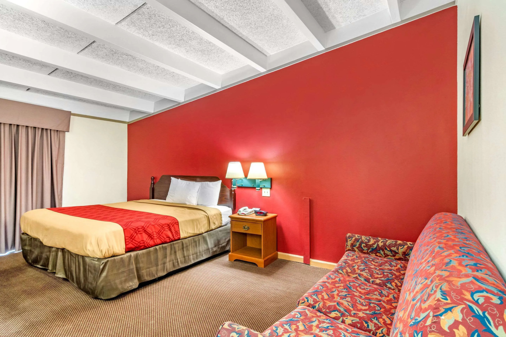 Perry Inn & Suites By Capital O National Fairground GA I 75