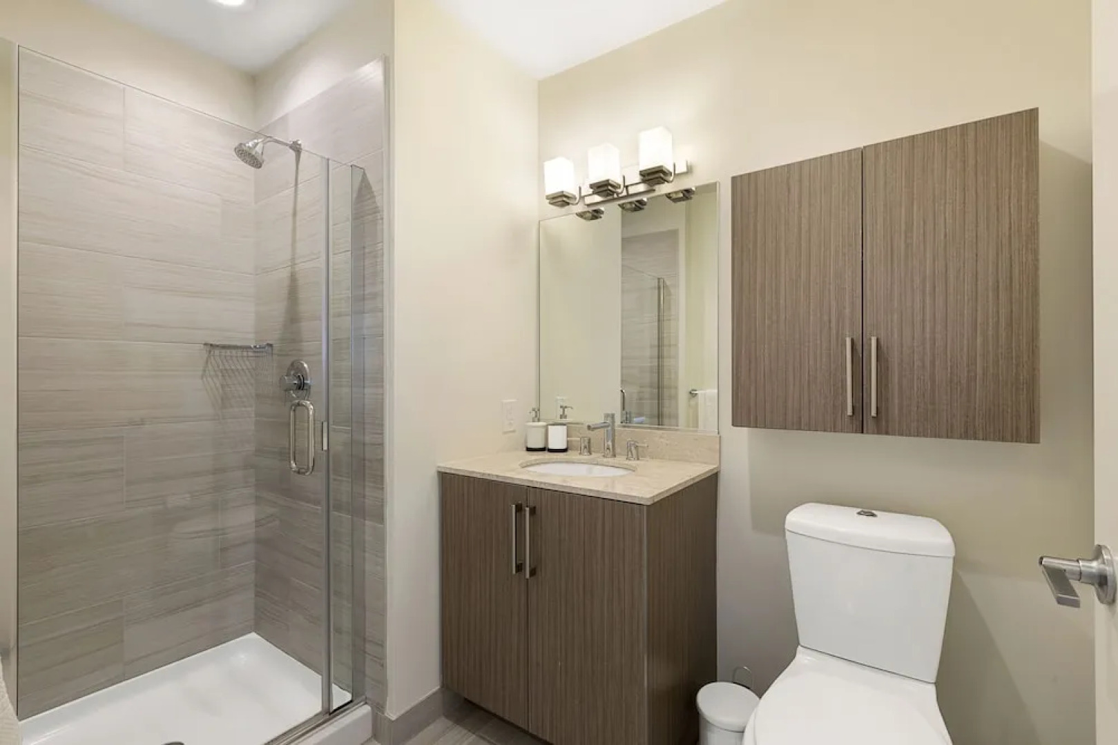 Skyline Luxury Home Suites at Newport II