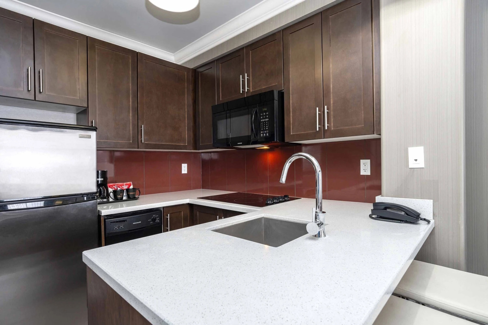 Sandman Hotel & Suites Calgary South