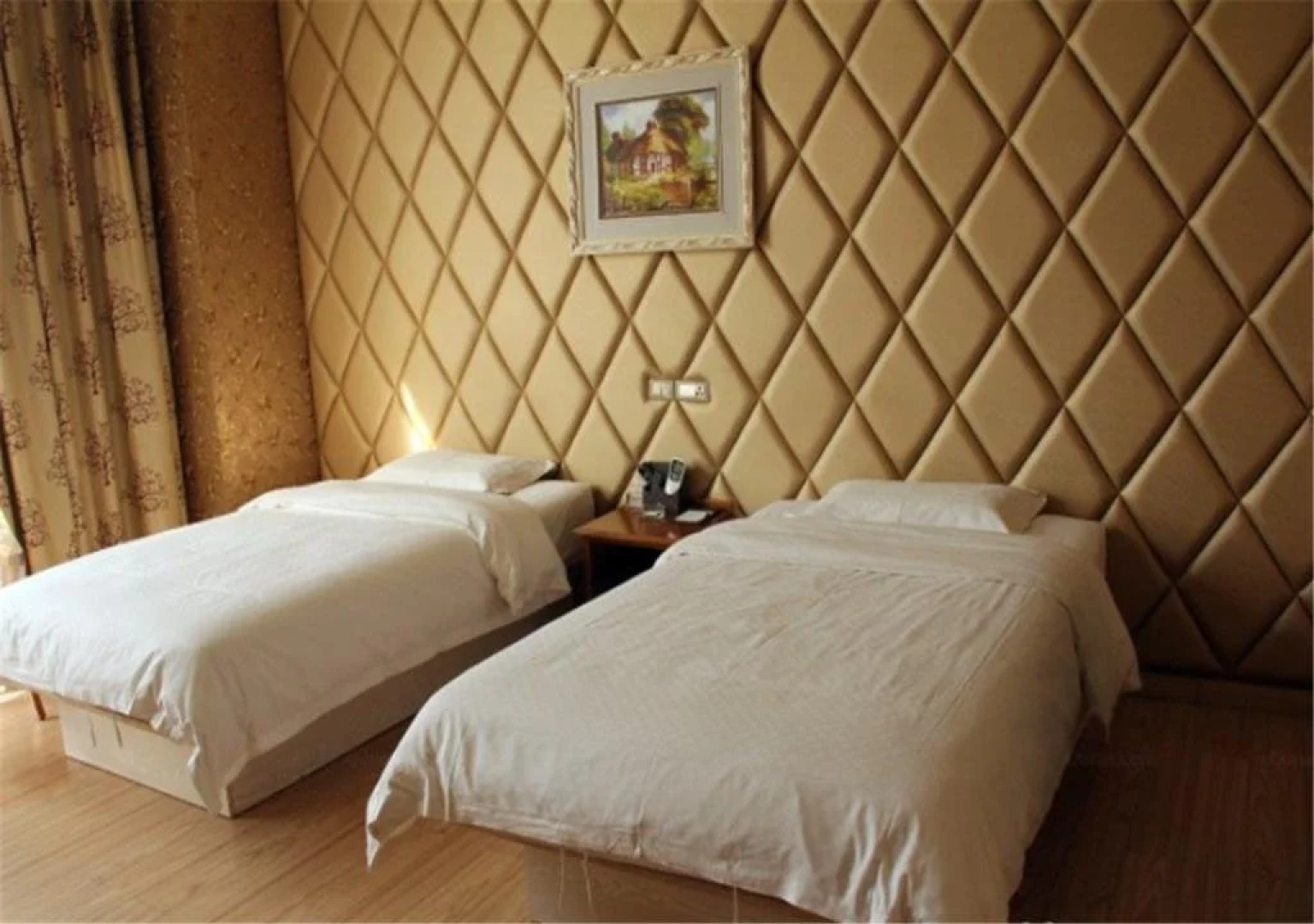 Jiatai Business Hotel