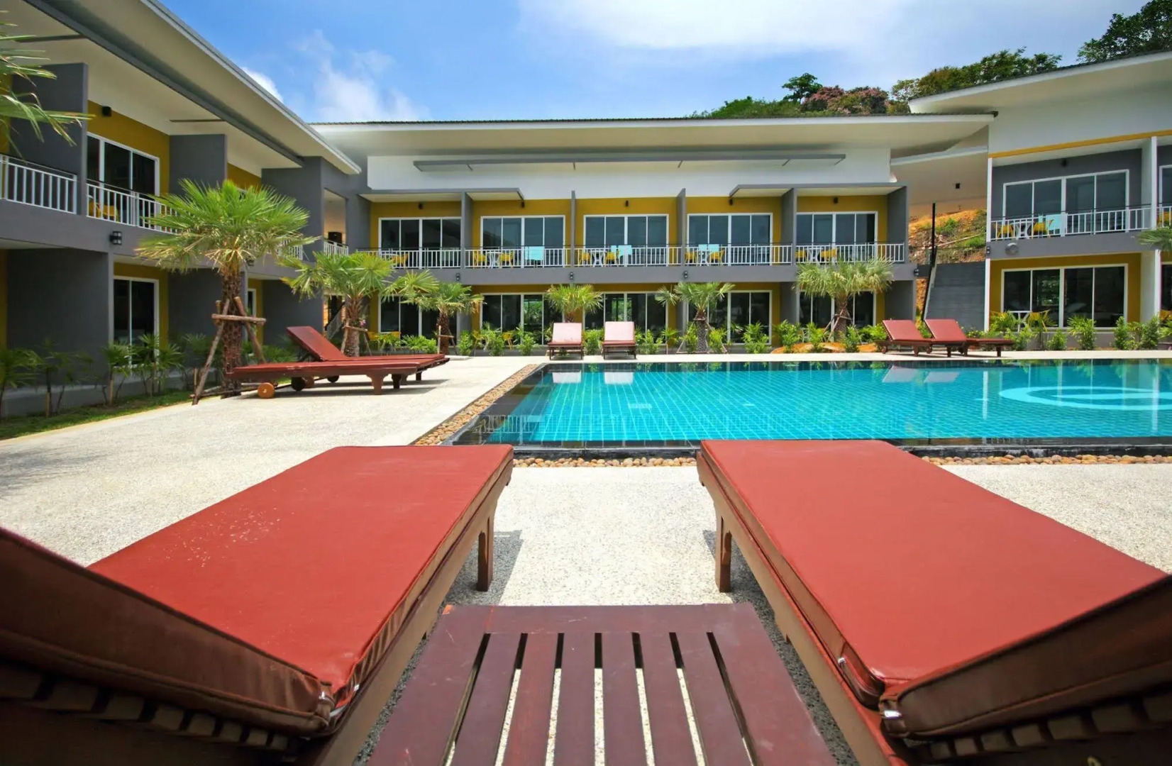 Gypsy Sea View Resort