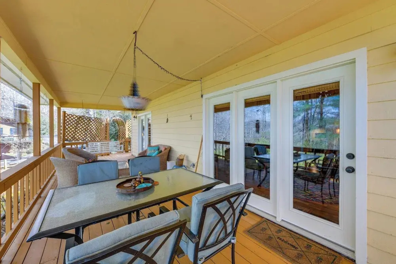 Franklin Cabin: Deck With Smoky Mountain Views!