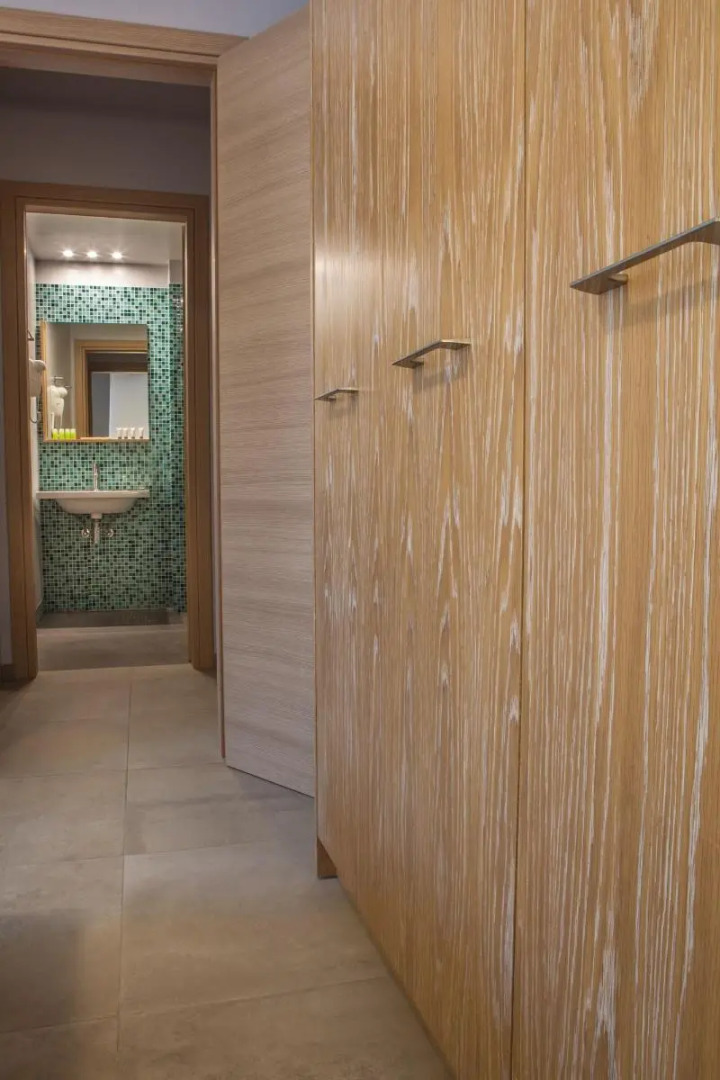 Anemos Rooms & Apartments